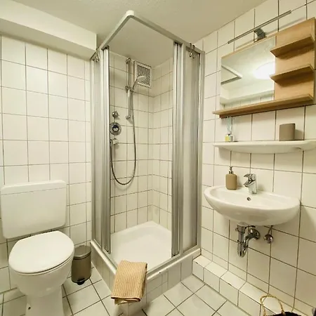 Retreat Apartment: Free Parking + Netflix + Maisonette * Essen